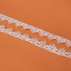 White lace 67